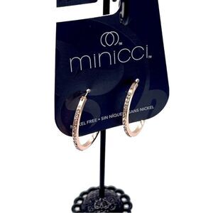 🌼🌼Minicci rose gold tone hoops. NWT🌼🌼